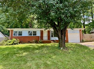 4016 Tipperary Pl, Charlotte, NC 28215