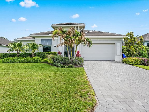 2nd image of 9371 Orchid Cove Cir