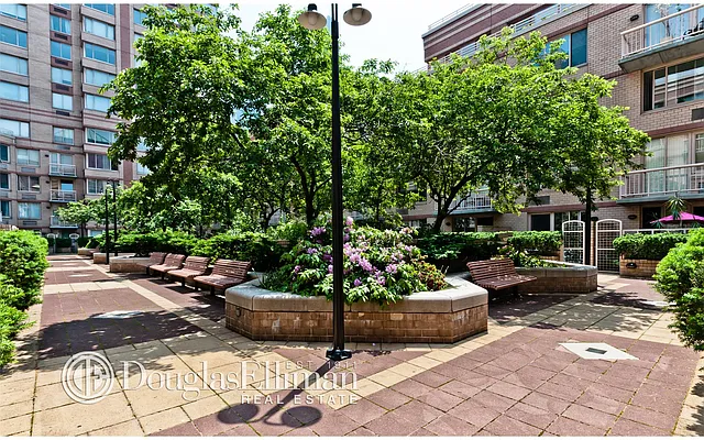 Rented by Douglas Elliman | media 21