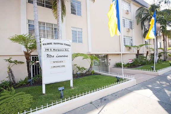 4th image of 310 S Mariposa Ave APT 101