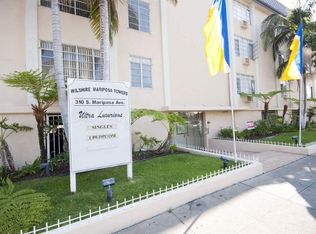 310 S Mariposa Ave #201, Los Angeles, CA 90020