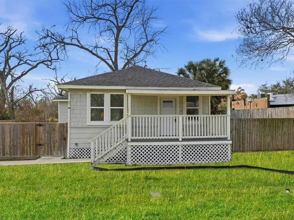 5715 Enid St, Houston, TX 77009