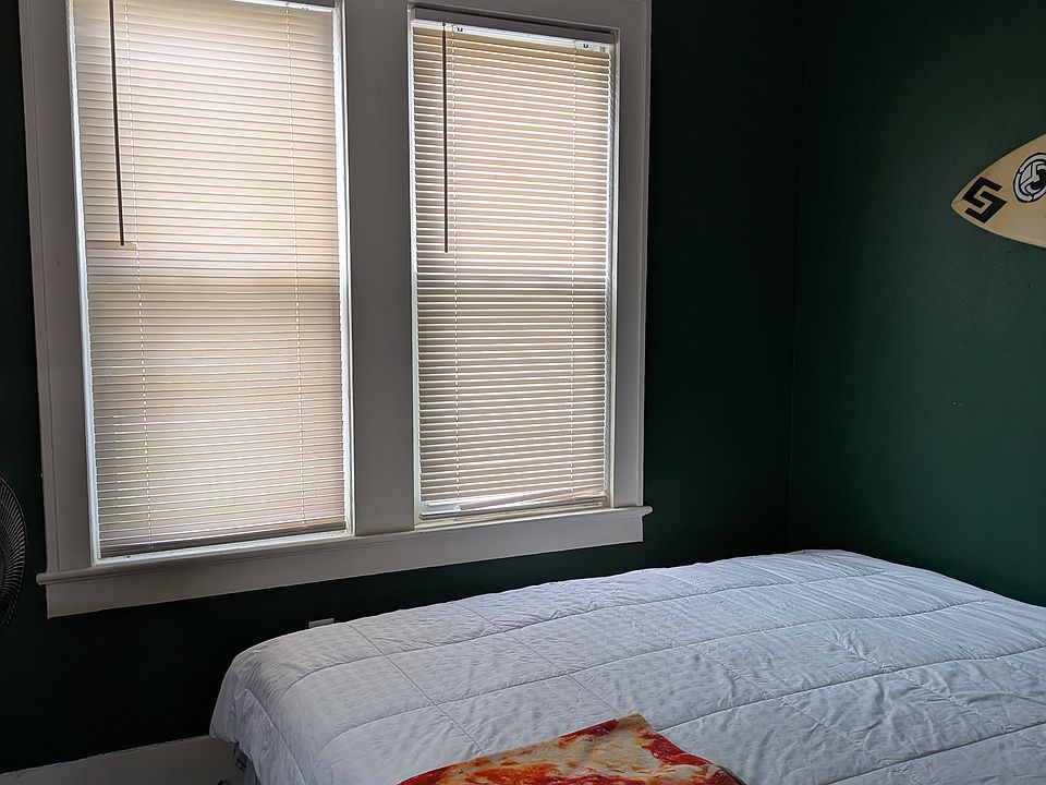 2nd image of 170 Montana Ave