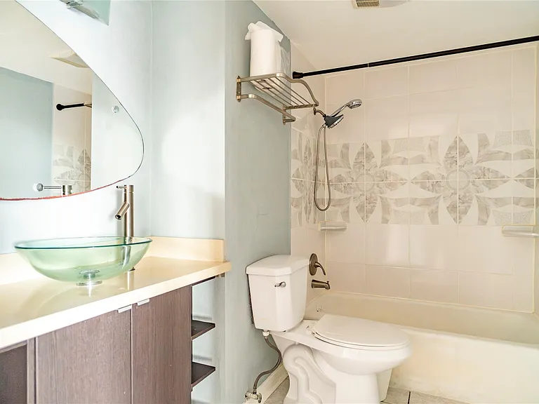 7510 Hornwood Dr #705 — Photo 14