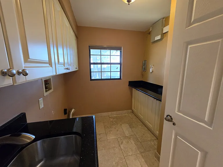 8146 Oak Park Rd — Photo 29