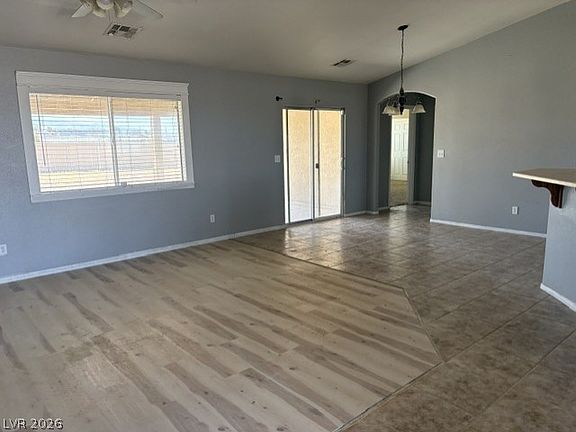 4th image of 1211 Warehouse Rd
