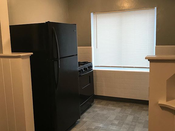 3rd image of 3119 Bracken Woods Ln