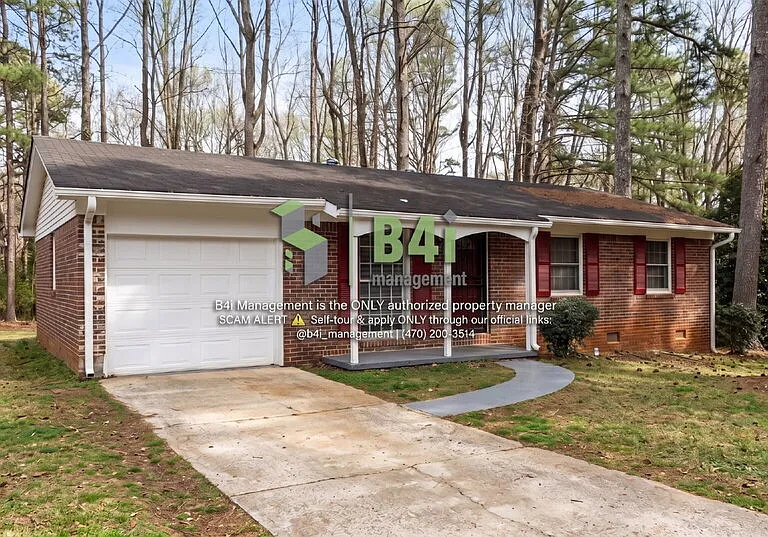 4470 Burks Rd — Photo 2