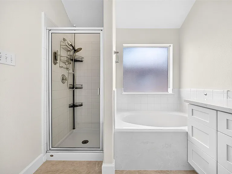 2606 Cypress Springs Dr — Photo 23
