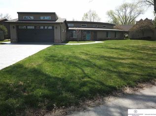 114 Ginger Cove Rd, Valley, NE 68064