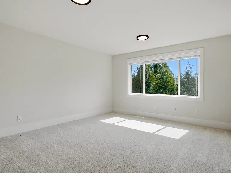 23623 SE 35th Ct — Photo 18