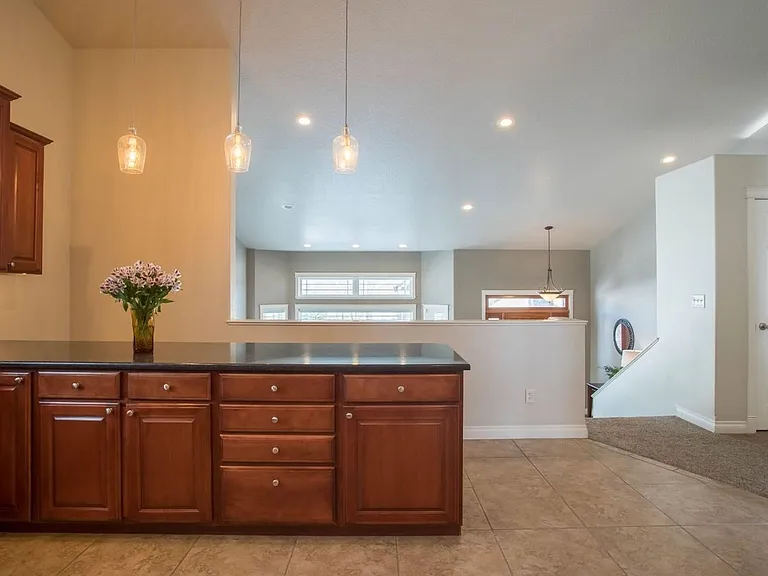 5206 Laree Ct — Photo 17