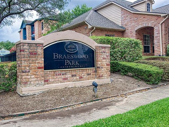 2nd image of 2255 Braeswood Park Dr APT 304
