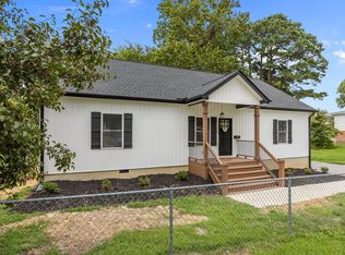 118 W E St, Erwin, NC 28339