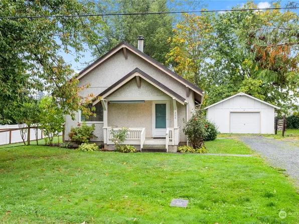 208 W Third Street, Nooksack, WA 98276
