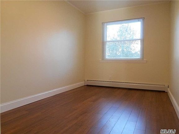 5th image of 5017 207th St
