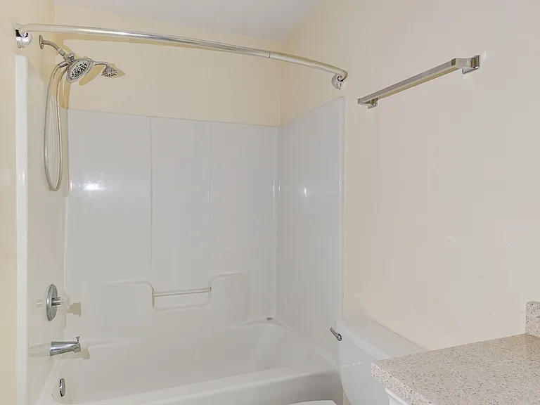 306 Orchard Park Dr — Photo 20