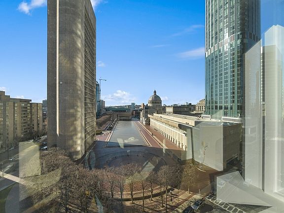 5th image of 100 Belvidere St #8H