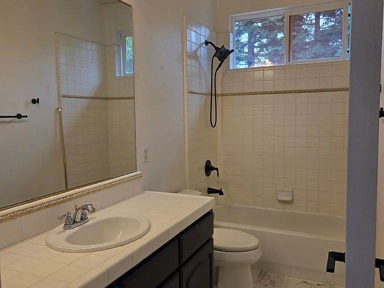 3265 Appian Way — Photo 11