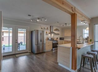 3210 Hillcrest Dr, Rowlett, TX 75088