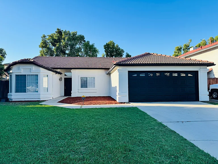 9004 Pine Ridge Way — Photo 18