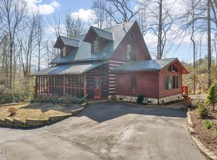 319 Ivy Wood Ln, Mountain City, TN 37683