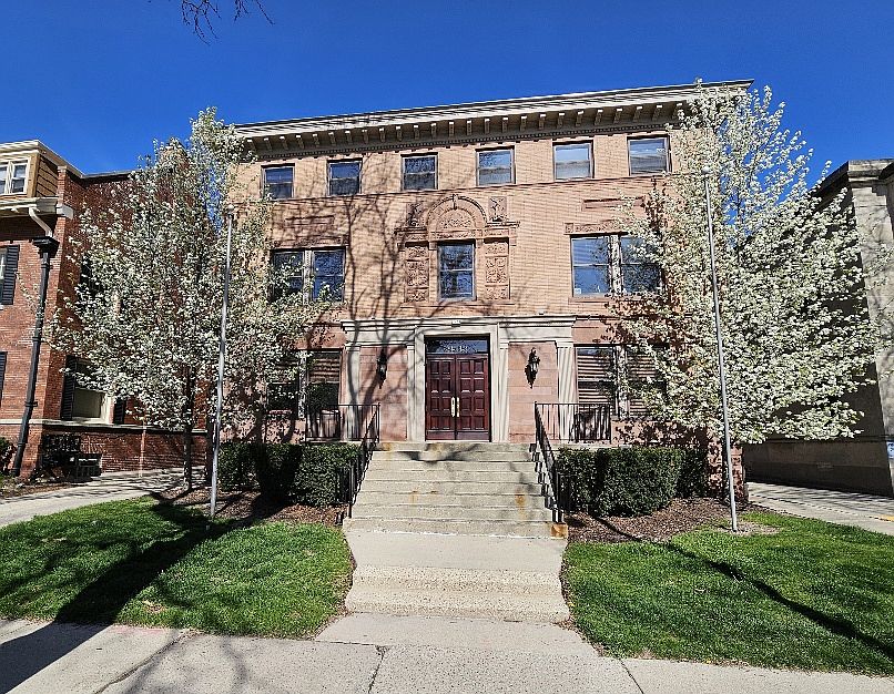 1st image of 1437 N Prospect Ave #300