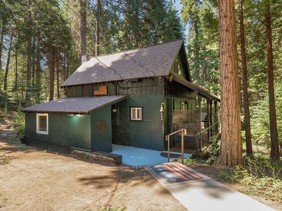 1st image of 4995 River Dr