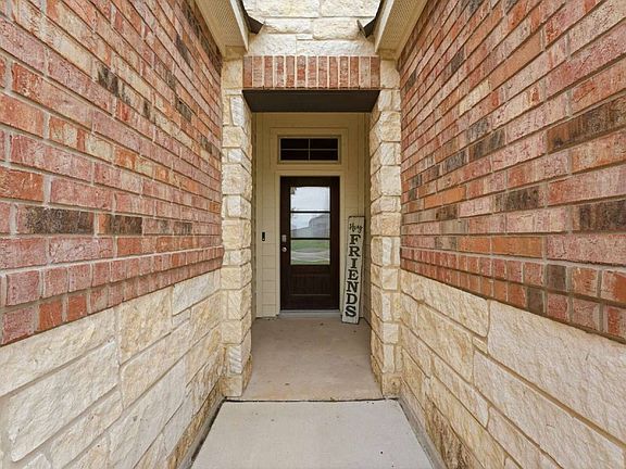 3rd image of 4178 Garden Path