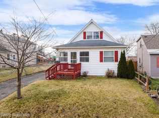 2548 2nd Ave, Schenectady, NY 12303