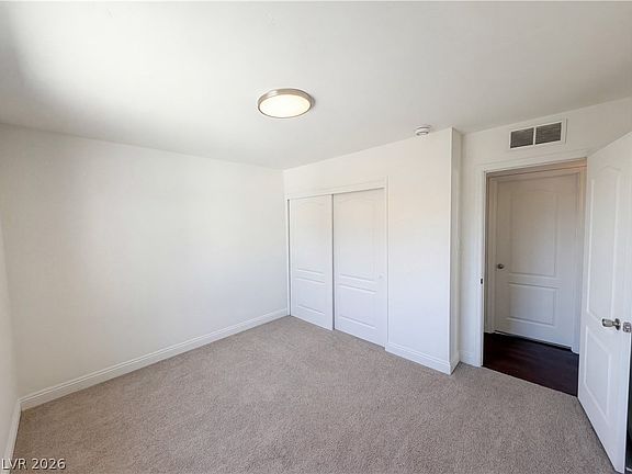 4th image of 3101 E Bartlett Ave