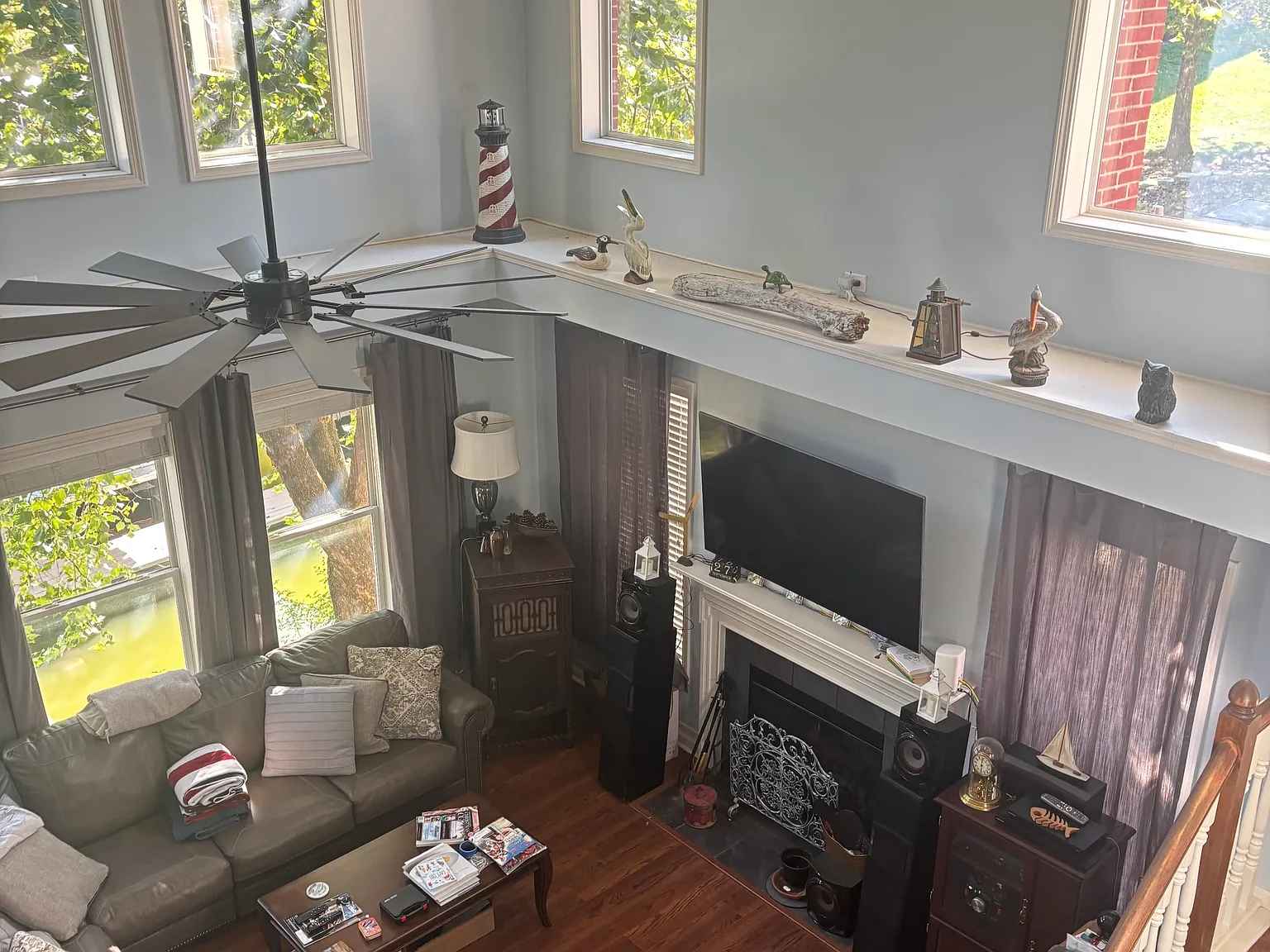 5 bed, 4636 sqft, $1,000 — Photo 2