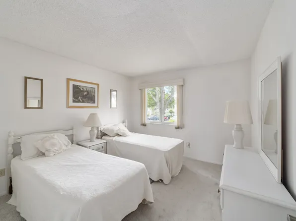 557 Midway Dr #B, Ocala, FL 34472