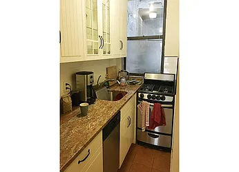 Rented by Warburg