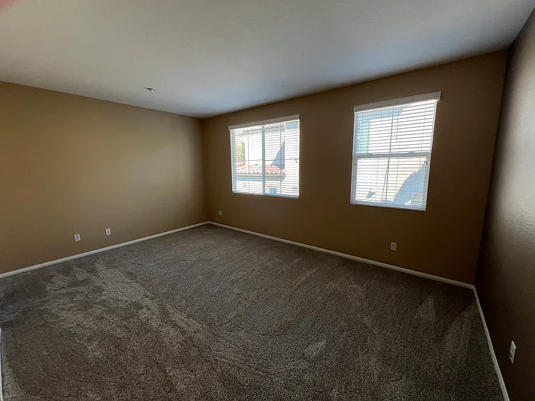 1617 Hope St — Photo 18