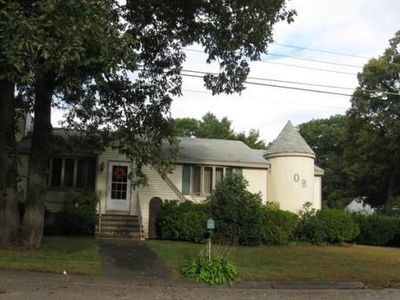 9 Kiernan Avenue