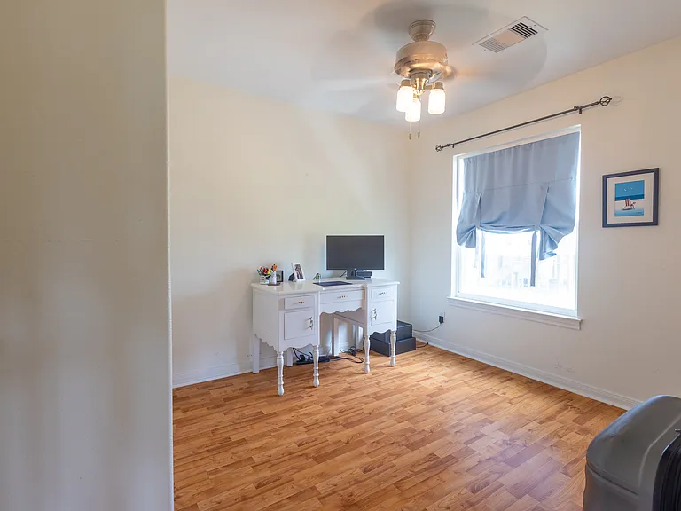 4106 Temprano Dr — Photo 35