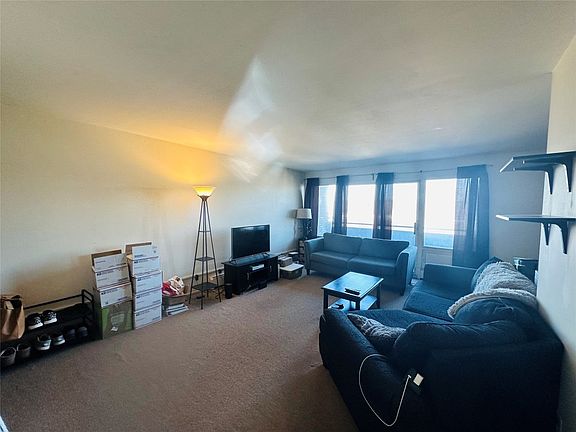 3rd image of 201 Evergreen St APT 3-3D