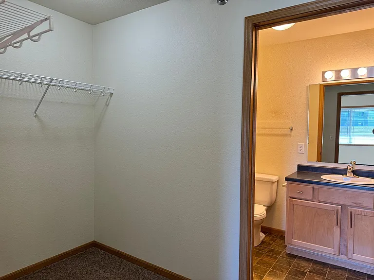 West Lake II Apartments — Photo 94