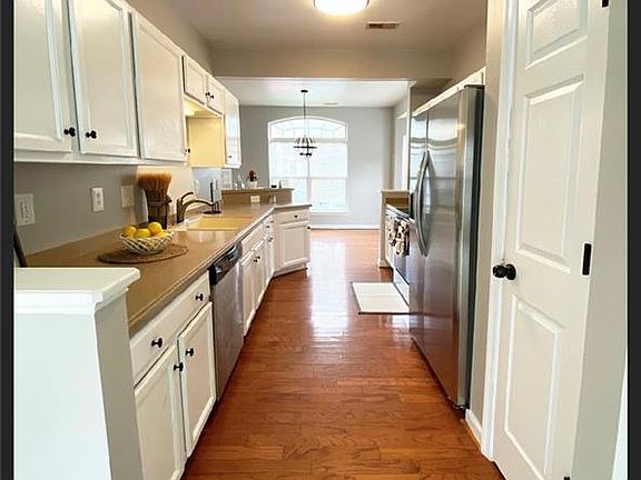 5th image of 6743 S Grand Brook Cir
