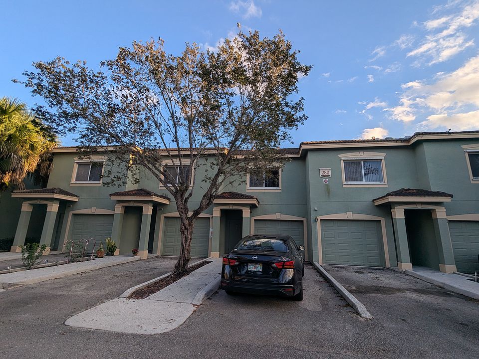 1st image of 280 Crestwood Cir #12