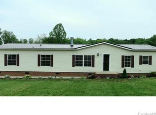 174 Hickory Nut Dr, Statesville, NC 28677