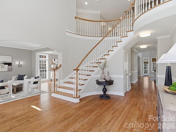 2nd image of 3431 Delamere Dr