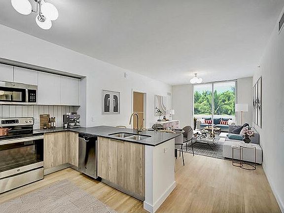 2nd image of 11198 Biscayne Blvd #846