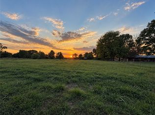 E Lake View Rd, Elm Springs, AR 72762