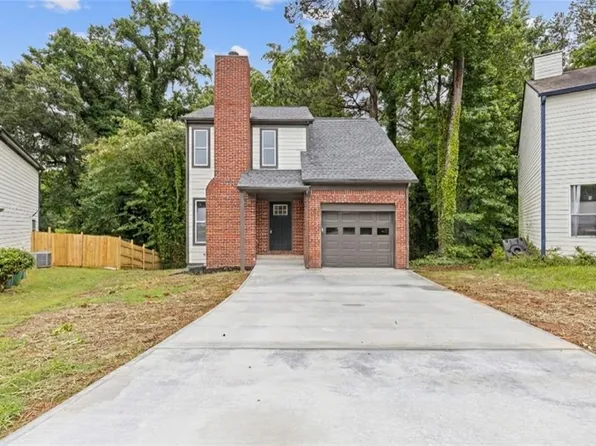 1111 Pin Oak Dr, Tucker, GA 30084