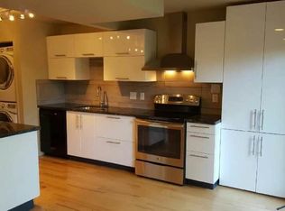 8102 SE 48th St, Mercer Island, WA 98040