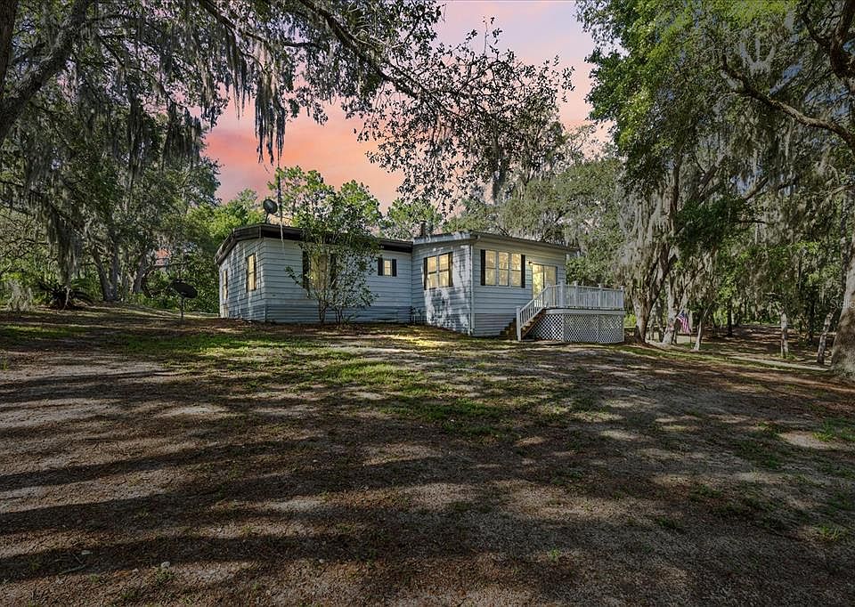 1st image of 105 IDLE OAK TRAIL
