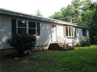 1087 Wauwinet Rd, Barre, MA 01005