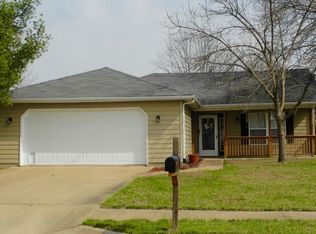 2100 Callaway Dr, Columbia, MO 65202